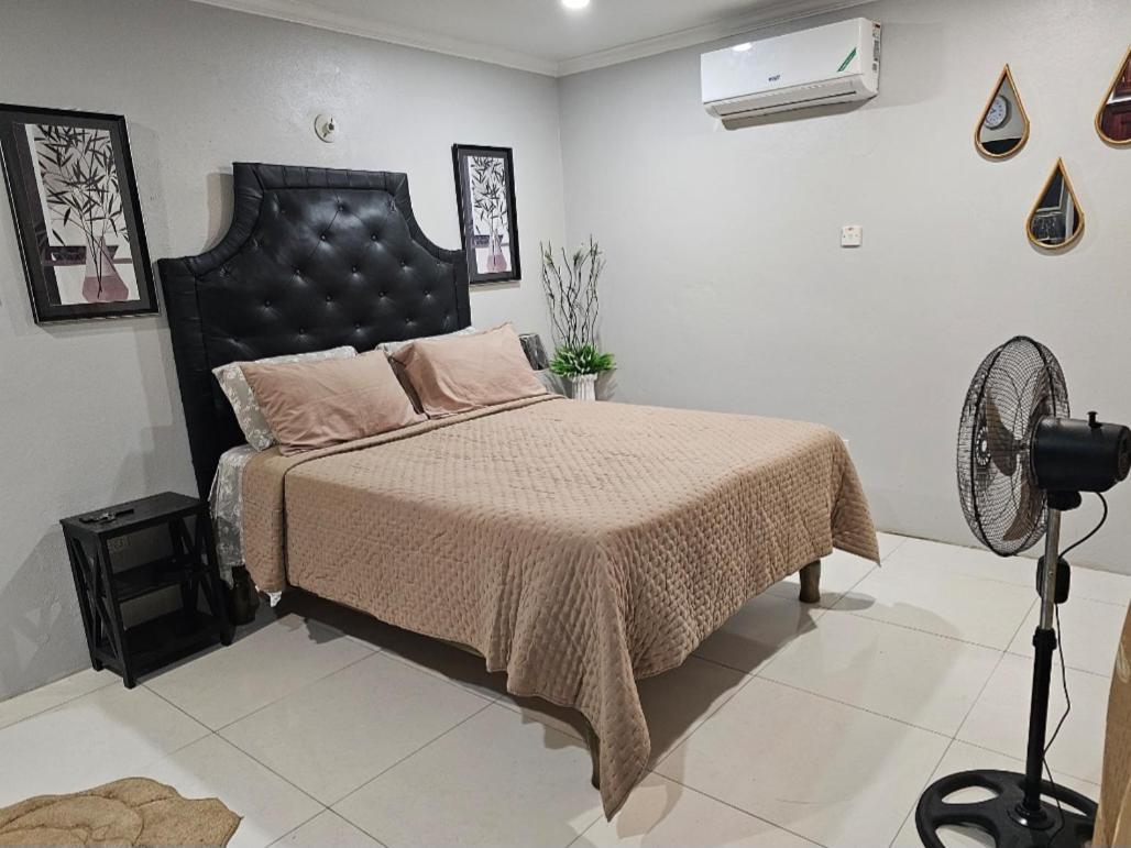 Secret Hideaway Apartment โอโชรีโอส ภายนอก รูปภาพ